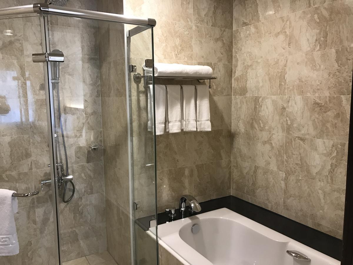 晨光飯店 Hotell Chiayi City Exteriör bild