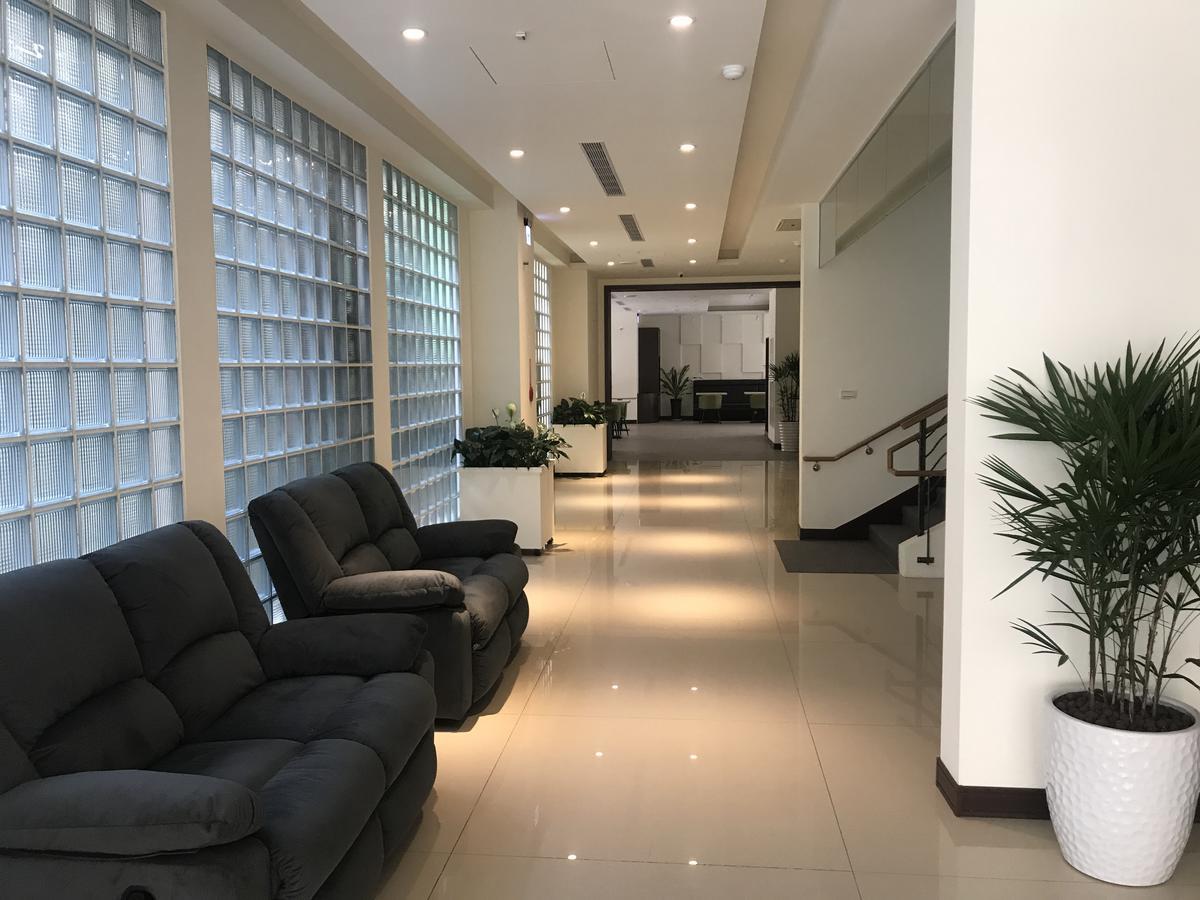 晨光飯店 Hotell Chiayi City Exteriör bild