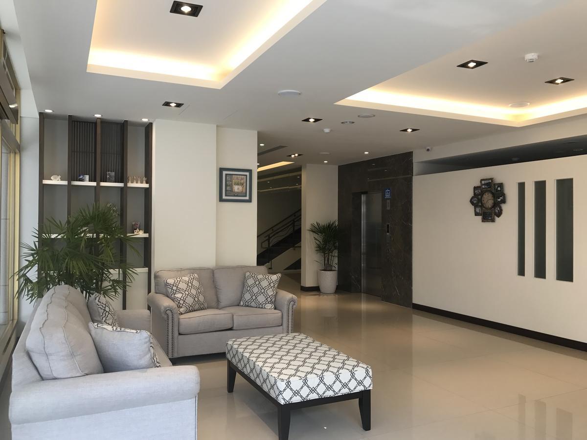 晨光飯店 Hotell Chiayi City Exteriör bild