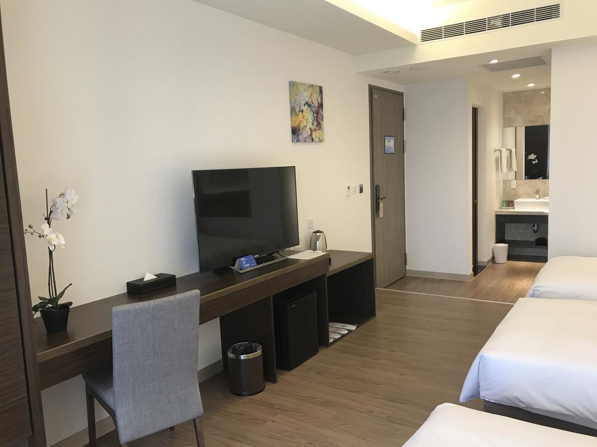 晨光飯店 Hotell Chiayi City Exteriör bild